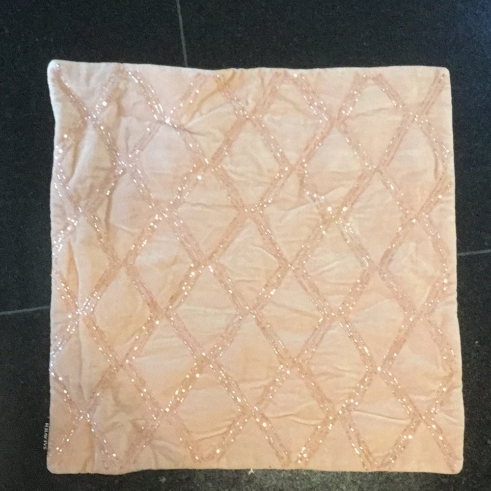 Safaviieh blush velvet&sequins throw-pillow cover